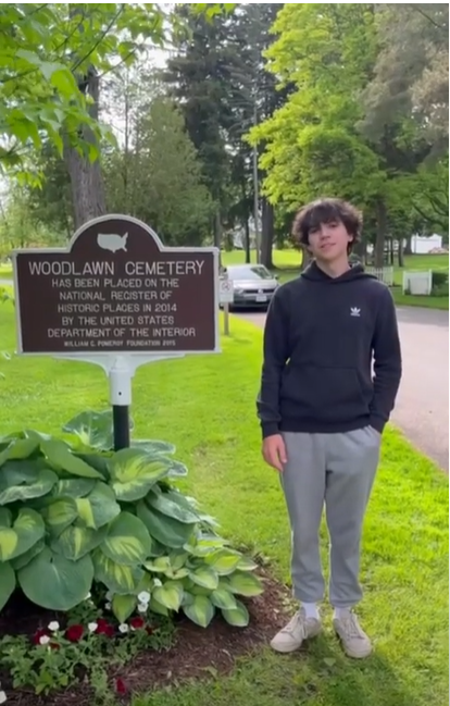 Another great crop of APUSH final project videos! Students explored and shared about a variety of topics, including Sonnenberg Gardens, Watergate, the Space Race, CDGA Lake shipwrecks, Revolutionary War battles, the Cold War, Women's Suffrage, the Erie Canal, and much more!
