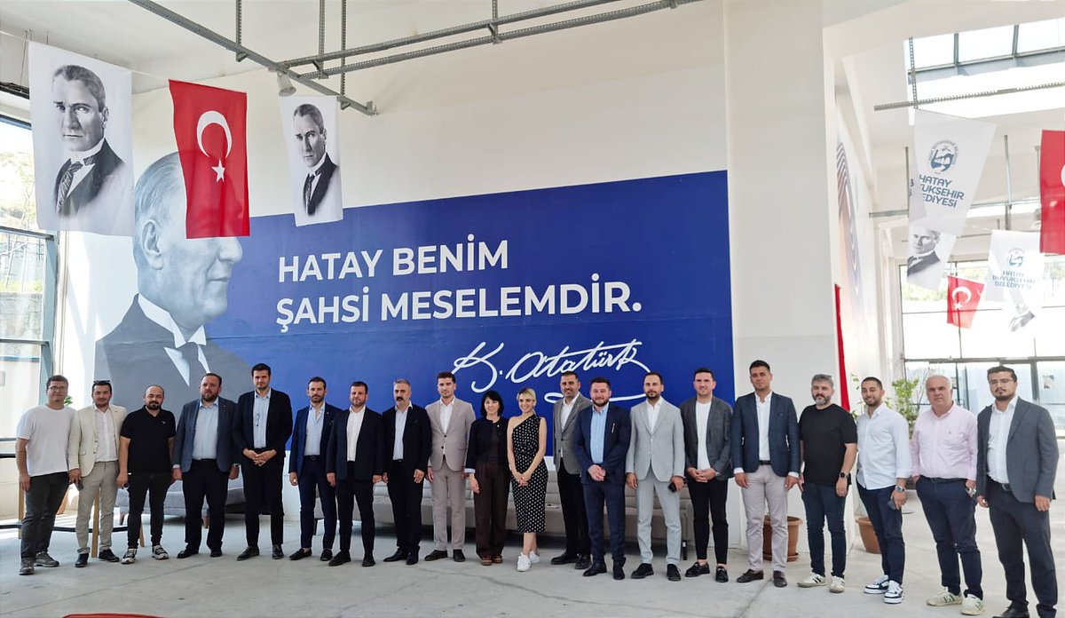 Kurul Başkanımız/TOBB Doğu Anadolu Bölge Başkanı Ümit Can Sari; 23-34 Haziran tatihleri arasında Hatay'da düzenlenen ziyaretler ve "TOBB Genç Girişimciler Kurulu Doğu Akdeniz Bölge Toplantısı"na katıldı.

<a href="/RHisarciklioglu/">Rifat Hisarcıklıoğlu</a> <a href="/NecdetTakva/">Necdet Takva</a> <a href="/turgutkonukoglu/">Turgut Konukoglu</a> <a href="/aalidablan/">ali dablan</a> <a href="/umitsari65/">Ümit Sari</a>