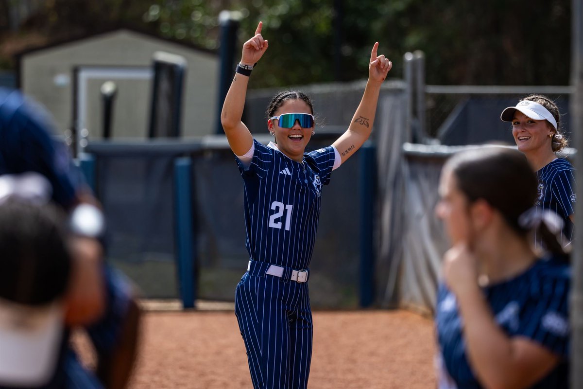 Junior season on deck 🔜

#HailSouthern