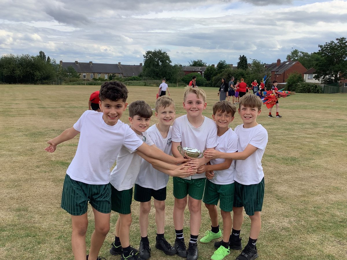 StPatricks_PE's tweet image. An OUTSTANDING performance from our Year 4 Athletics Team in tonight's athletics tournament at @sjfdewsbury The boys and girls team were magnificent in all their events. Such incredible ambassadors for St Patrick's. Thank you @Fishers_PE for a brilliant event @BPS_Trust 🏆🏆