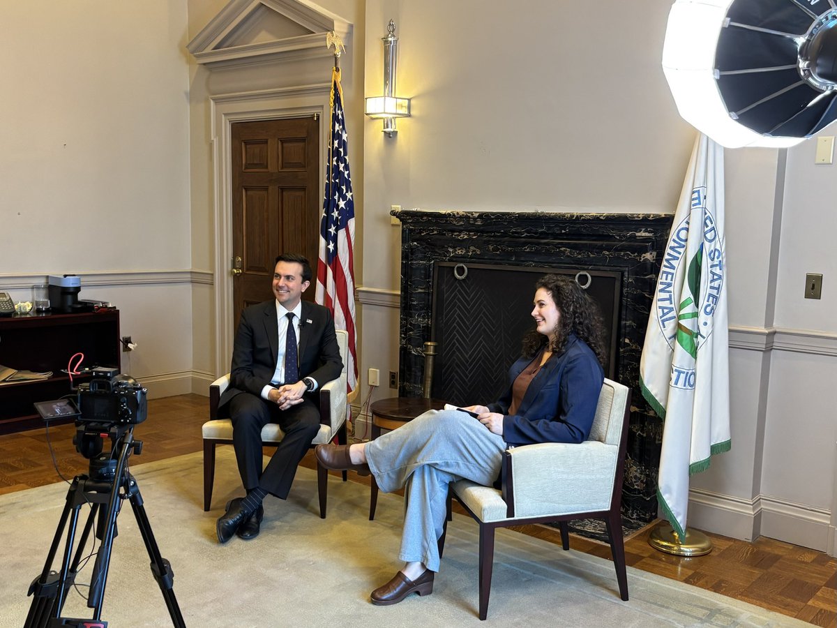 epa_fotouhi's tweet image. 📸 Behind the scenes with @DailyCaller’s @AudreyLStreb discussing my new role as Deputy Administrator & how EPA is Powering the Great American Comeback. Stay tuned for the interview.