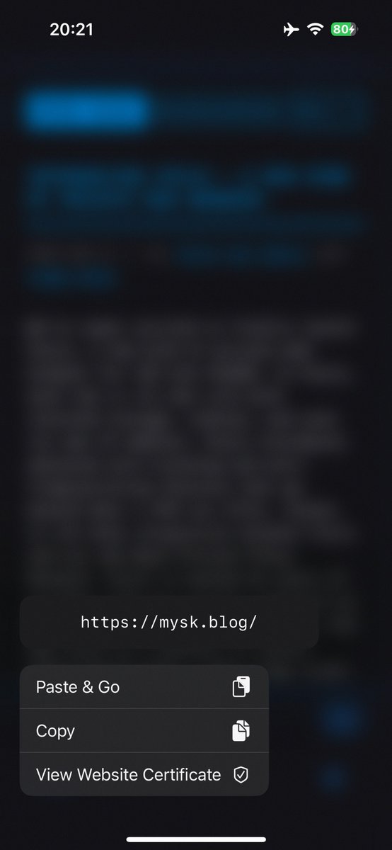 Psylo deliberately doesn’t offer a share feature due to a privacy issue in iOS’s share feature: it generates a link preview of the website you’re sharing using your IP address, which bypasses Psylo’s tracking protection. You can tap and hold the address bar to copy the address.