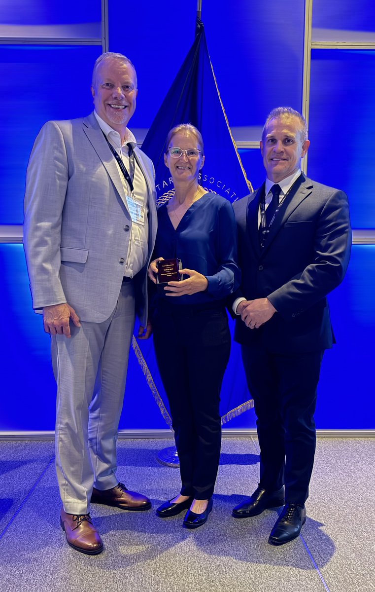 South Simcoe Police (@southsimcoeps) on Twitter photo Congratulations to Retired Deputy Chief Sheryl Sutton on receiving the Ontario Law Enforcement Torch Run Ontario Distinguished Service Award presented at the 2025 <a href="/OACPOfficial/">OACPOfficial</a> Ontario Association of Chiefs of Police Annual Conference.
This award is presented to a deserving Law Congratulations to Retired Deputy Chief Sheryl Sutton on receiving the Ontario Law Enforcement Torch Run Ontario Distinguished Service Award presented at the 2025 <a href="/OACPOfficial/">OACPOfficial</a> Ontario Association of Chiefs of Police Annual Conference.
This award is presented to a deserving Law