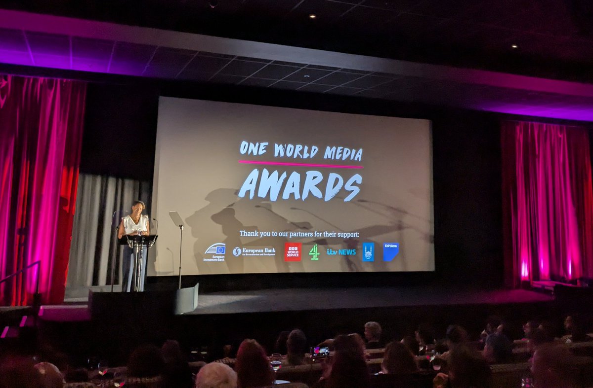 Excited to join our friends at One World Media at their annual awards celebrating global storytelling. Opening Feature Doc Award goes to...'Life and Death in Gaza' 🏆 👏🏻