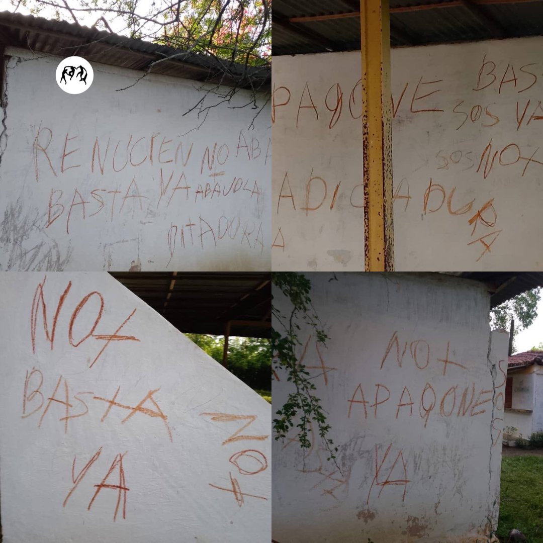 📸 Estas imágenes son la respuesta de la comunidad de Providencia 4, en Majibacoa, Las Tunas, tras 24 horas sin electricidad. El descontento crece entre los vecinos, cansados de los constantes apagones.

#CubaReal #ProtestasEnCuba #Apagones #LasTunas #DerechosHumanos #SOSCuba