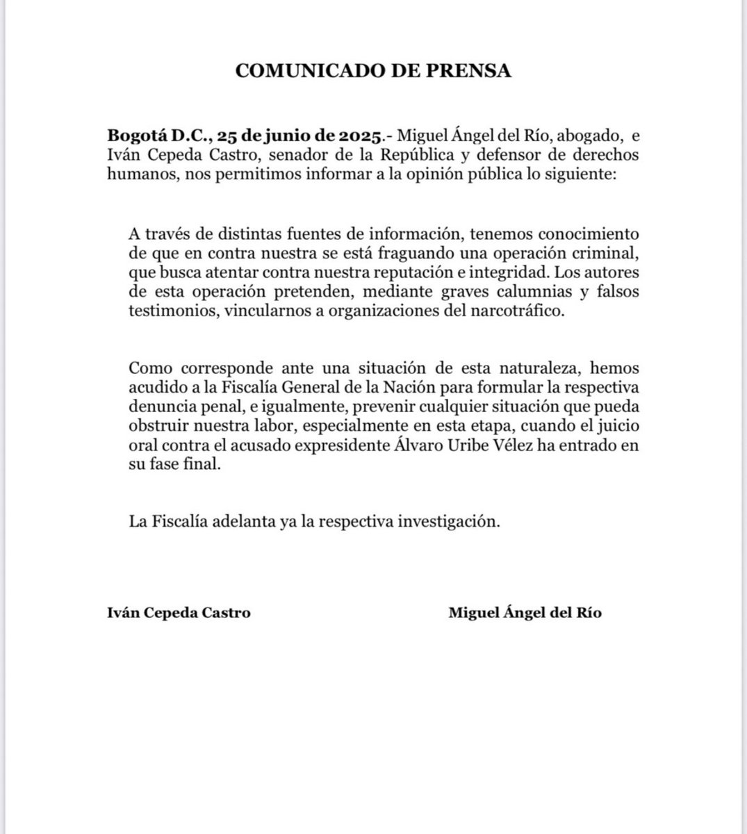 Daniel Coronell (@dcoronell) on Twitter photo Está en marcha una operación delictiva para desacreditar a quienes han denunciado al expresidente <a href="/AlvaroUribeVel/">Álvaro Uribe Vélez</a> Está en marcha una operación delictiva para desacreditar a quienes han denunciado al expresidente <a href="/AlvaroUribeVel/">Álvaro Uribe Vélez</a>