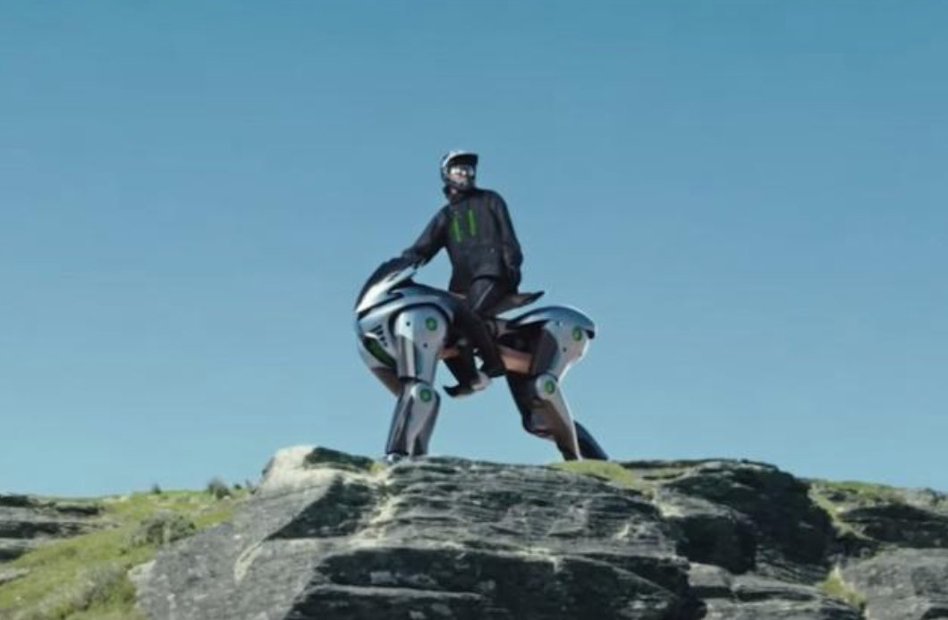 Kawasaki  Unveils A Rideable Robot That Mimics A Horse on.forbes.com/60154wcMb