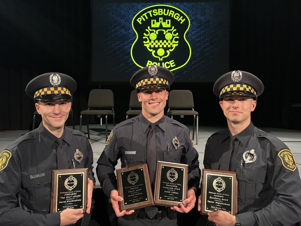 PghPolice's tweet image. On Wednesday, June 25, the Pittsburgh Bureau of Police held a graduation ceremony swearing in 28 new officers.
After completing 40 weeks at the Training Academy, the officers from Basic Recruit Class 24-03 became the latest group to join the ranks of the PBP.
Congratulations!