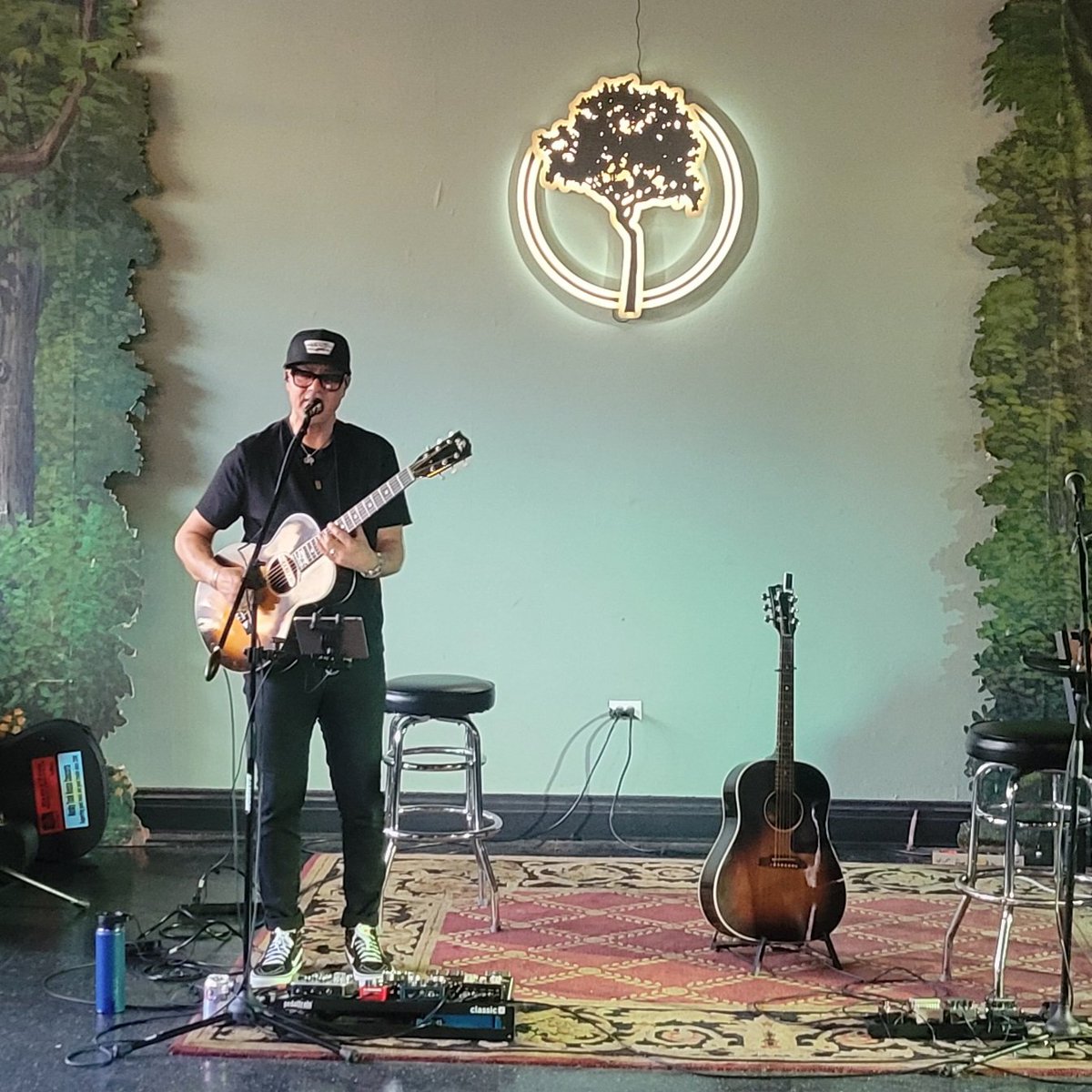 local4afm's tweet image. The #Solidarity Series with Marc Lee Shannon and Michael Sean McDonald at the Treelawn Social Club. TONIGHT until 9pm. Support Your Local Songwriter! Free Admission!