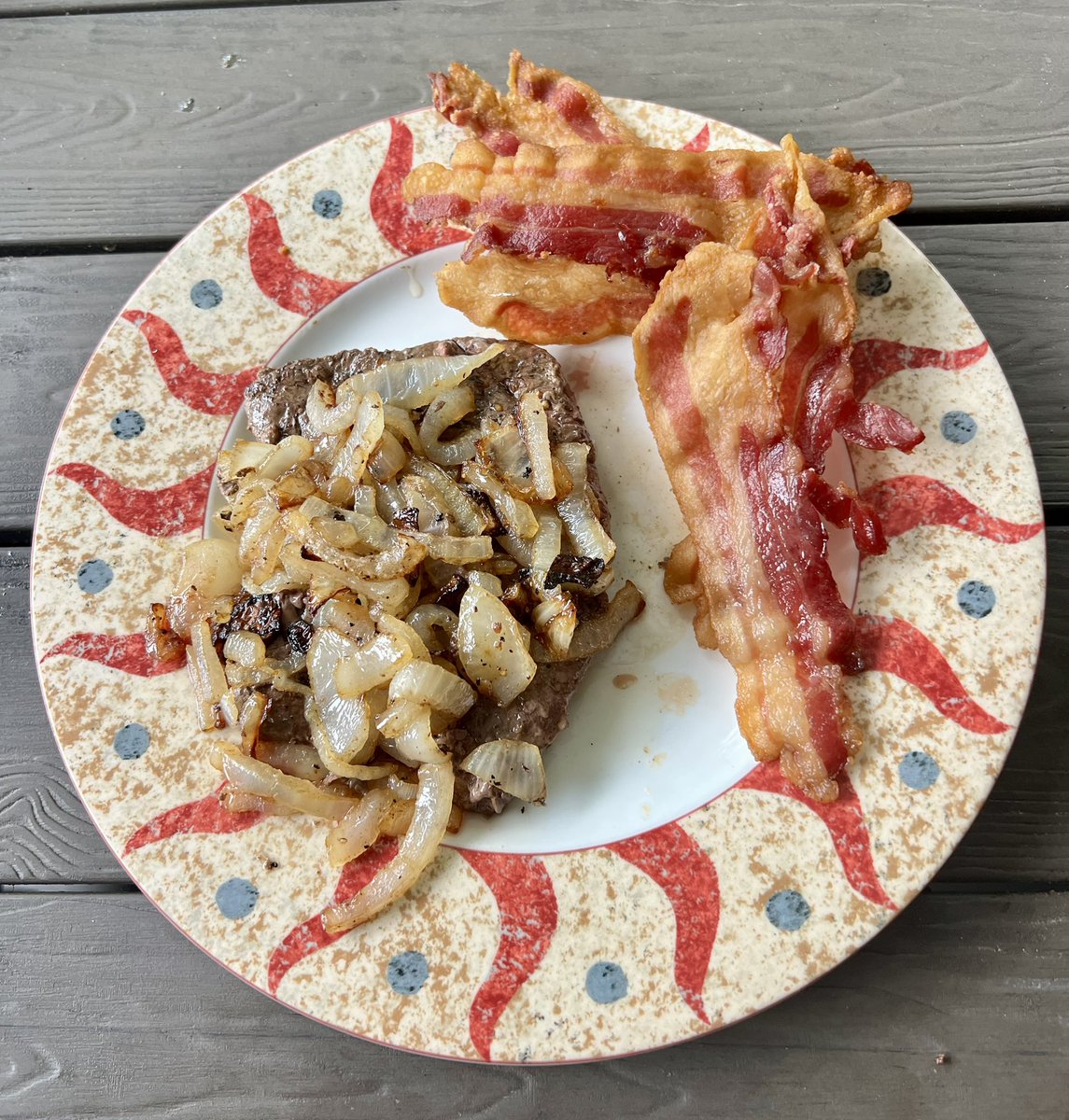 Spanish Iberico bacon, forest and field grazed, 100% grass fed beef liver and an organic onion from a local farm sautéd in bacon grease. Now this is how humans were made to eat.