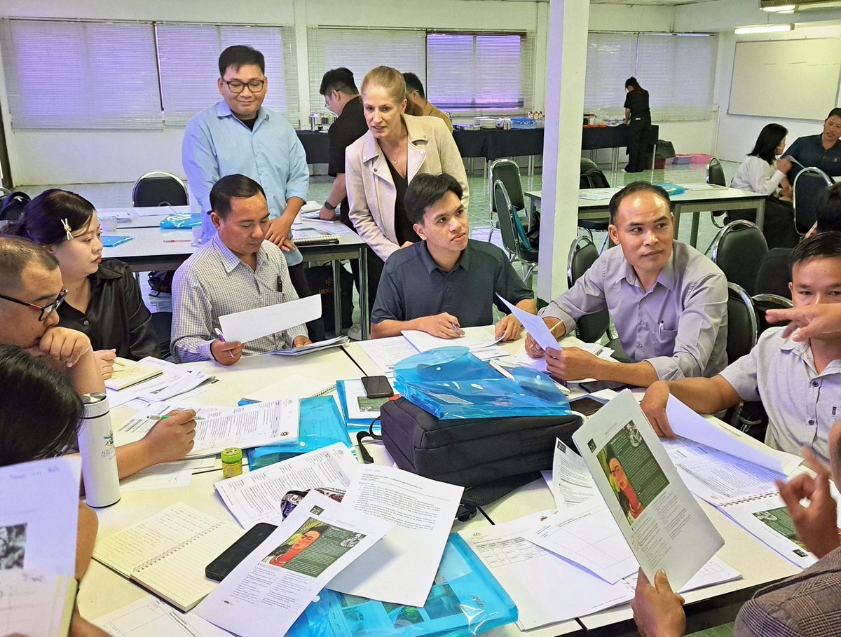 ADFTrngC's tweet image. DITC delivered the 2nd multilateral English language training program in Laos with participants from 🇱🇦 🇰🇭 🇹🇭 and 🇻🇳 Laos. A great step in English teaching and regional cooperation, with strong engagement and cultural exchange |
#ADFDITC #StrongerTogether #ForTheFutureWeLearn