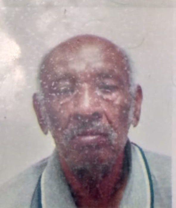 El Señor Enrique Guzmán, cédula V-4.267582 y Sargento Mayor jubilado de la policía del estado Miranda (PoliMiranda ) tiene 8 días en la morgue del Hospital Victorino Santaella en Los Teques y ningún familiar se ha presentado a reclamarlo.

Vivía en Ocumare del Tuy,estado Miranda.