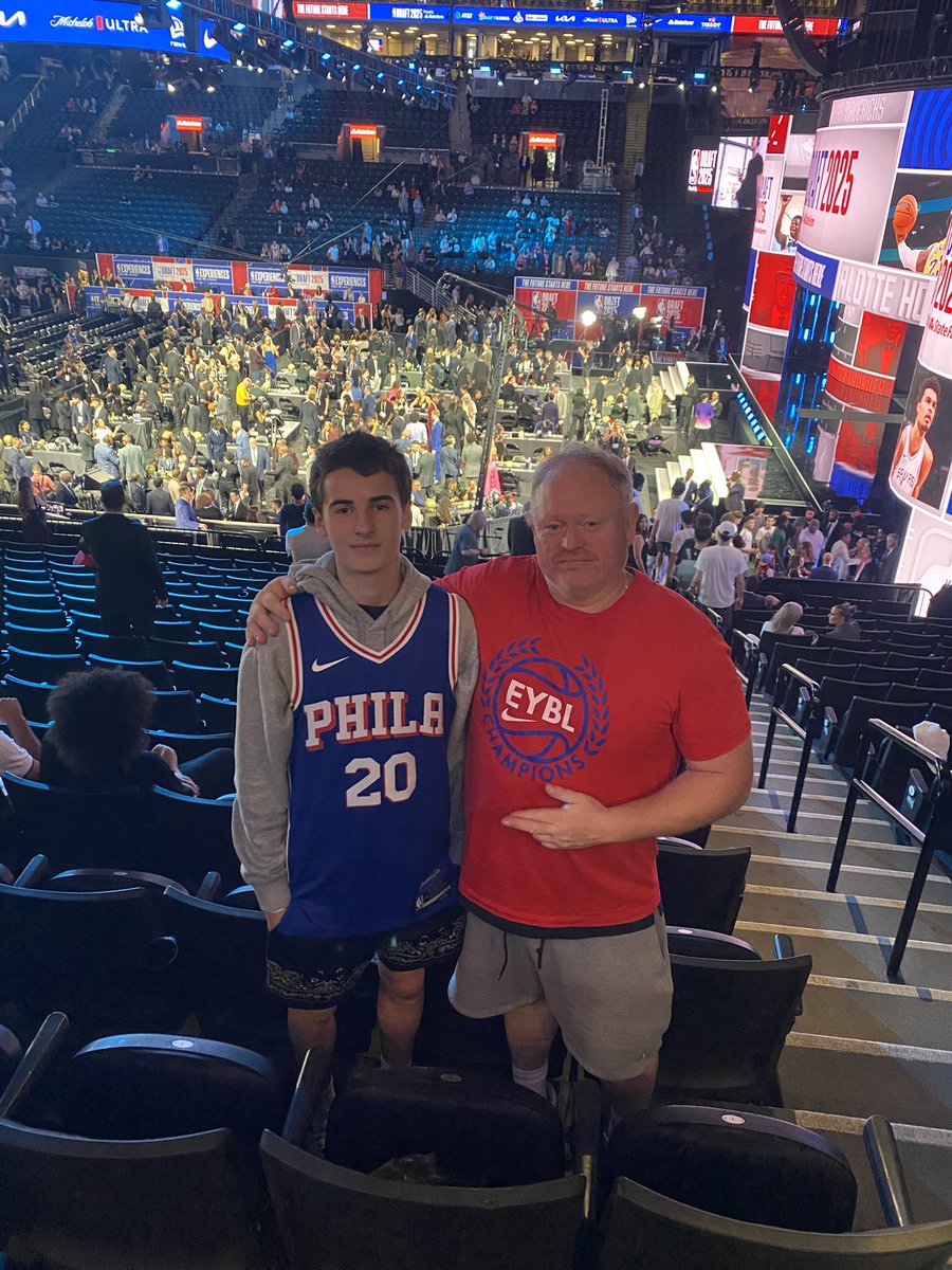 Greg Keown (@gregkeown23) on Twitter photo #NBADraft <a href="/austinsears0/">Austin Sears</a>
Let’s gooo <a href="/Jfears5/">Jeremy Fears</a> <a href="/jeremiahfears2/">Jeremiah Fears</a> <a href="/jeremy_fears/">Jeremy Fears jr. The Floor General</a> #NBADraft <a href="/austinsears0/">Austin Sears</a>
Let’s gooo <a href="/Jfears5/">Jeremy Fears</a> <a href="/jeremiahfears2/">Jeremiah Fears</a> <a href="/jeremy_fears/">Jeremy Fears jr. The Floor General</a>