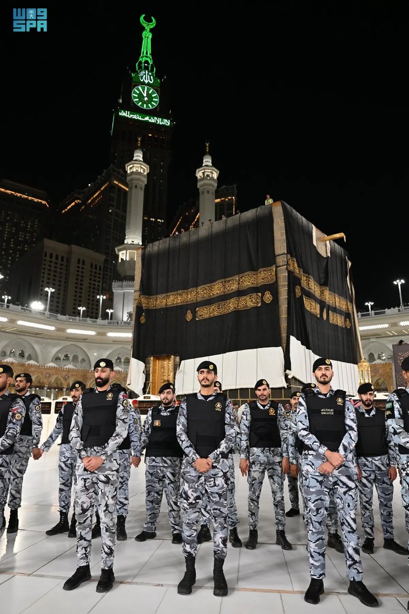 شرف لا ينافسها فيه أحد..

السعودية تجسّد الريادة في خدمة الحرمين الشريفين.

-