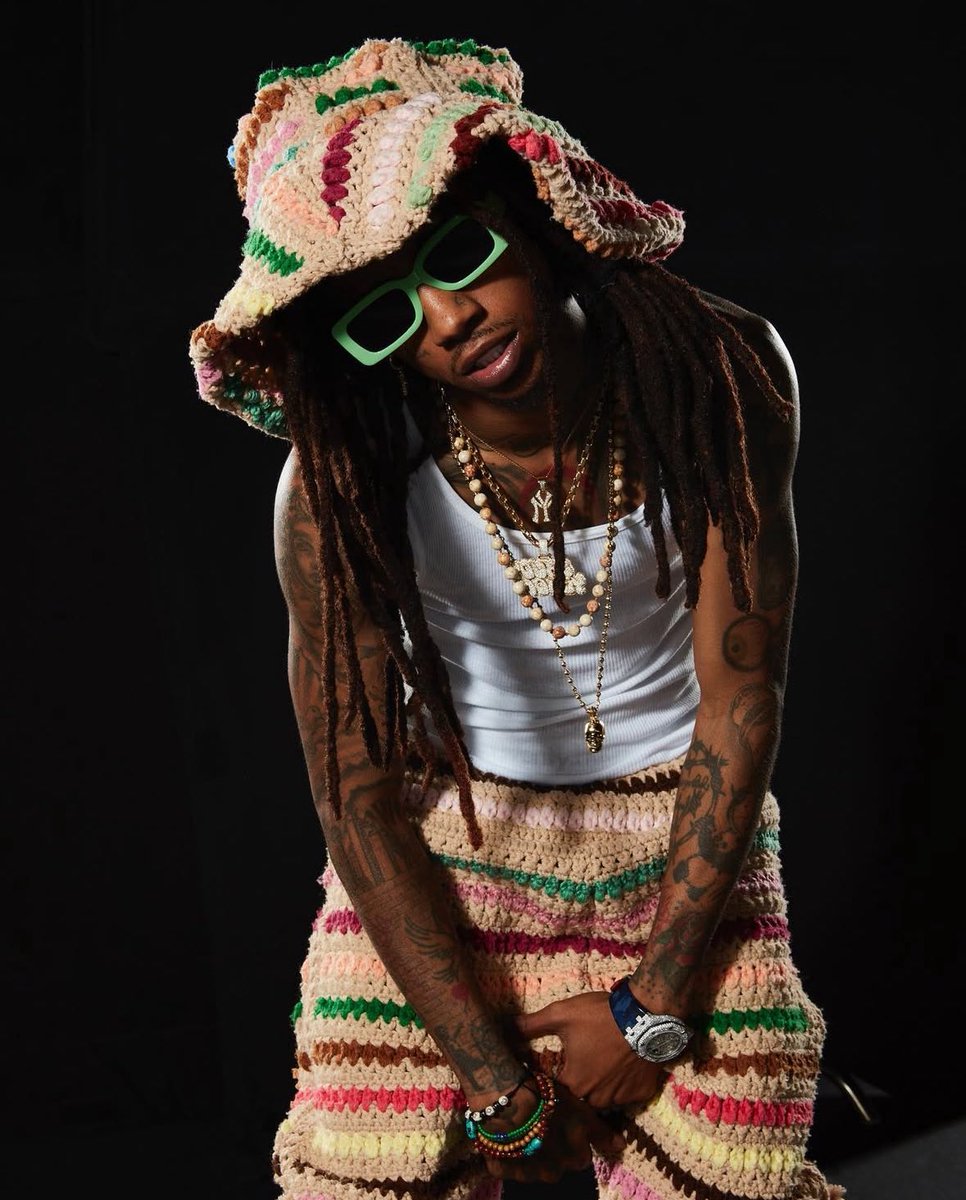 FOLLOW ME ON TIK TOK 
tiktok.com/@theofficialtw…