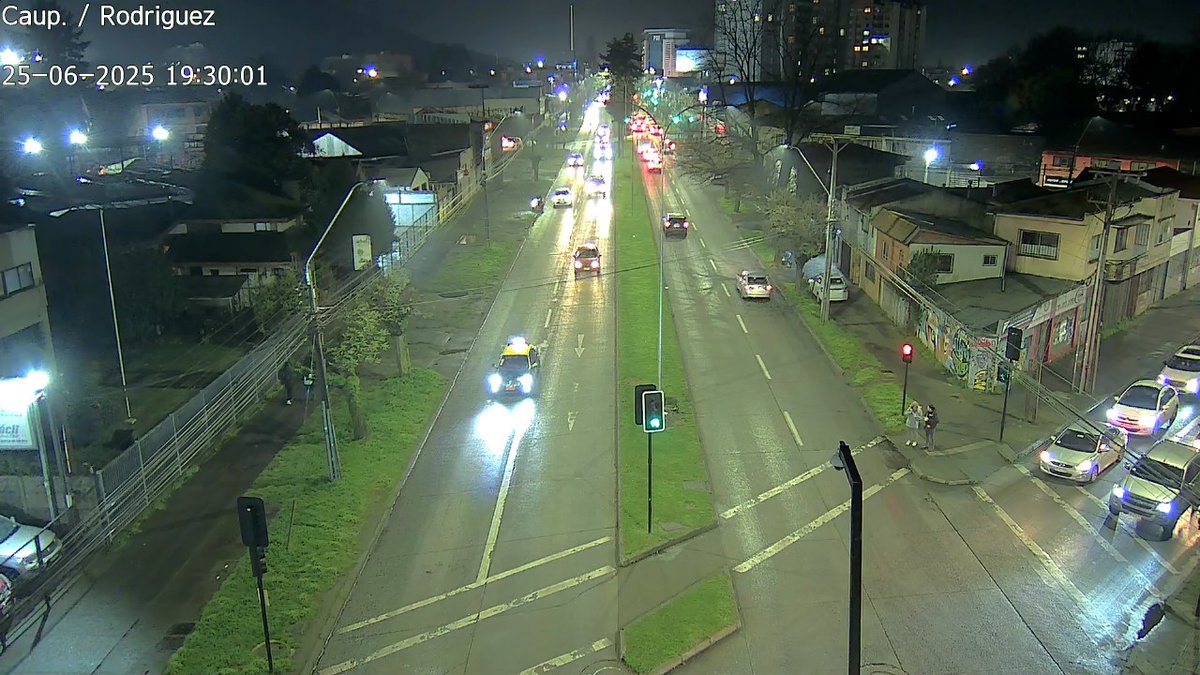 Ahora (19:30) Situación del tránsito en Av. Caupolicán #Temuco <a href="/MTTLaAraucania/">SeremiTT Región de La Araucanía</a>