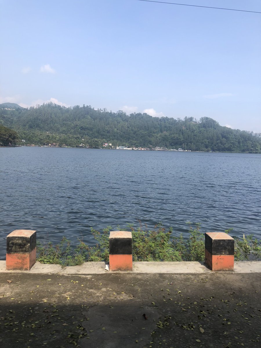 Desa Talun, di atas Telaga Ngebel Ponorogo. Di lereng Gunung Wilis