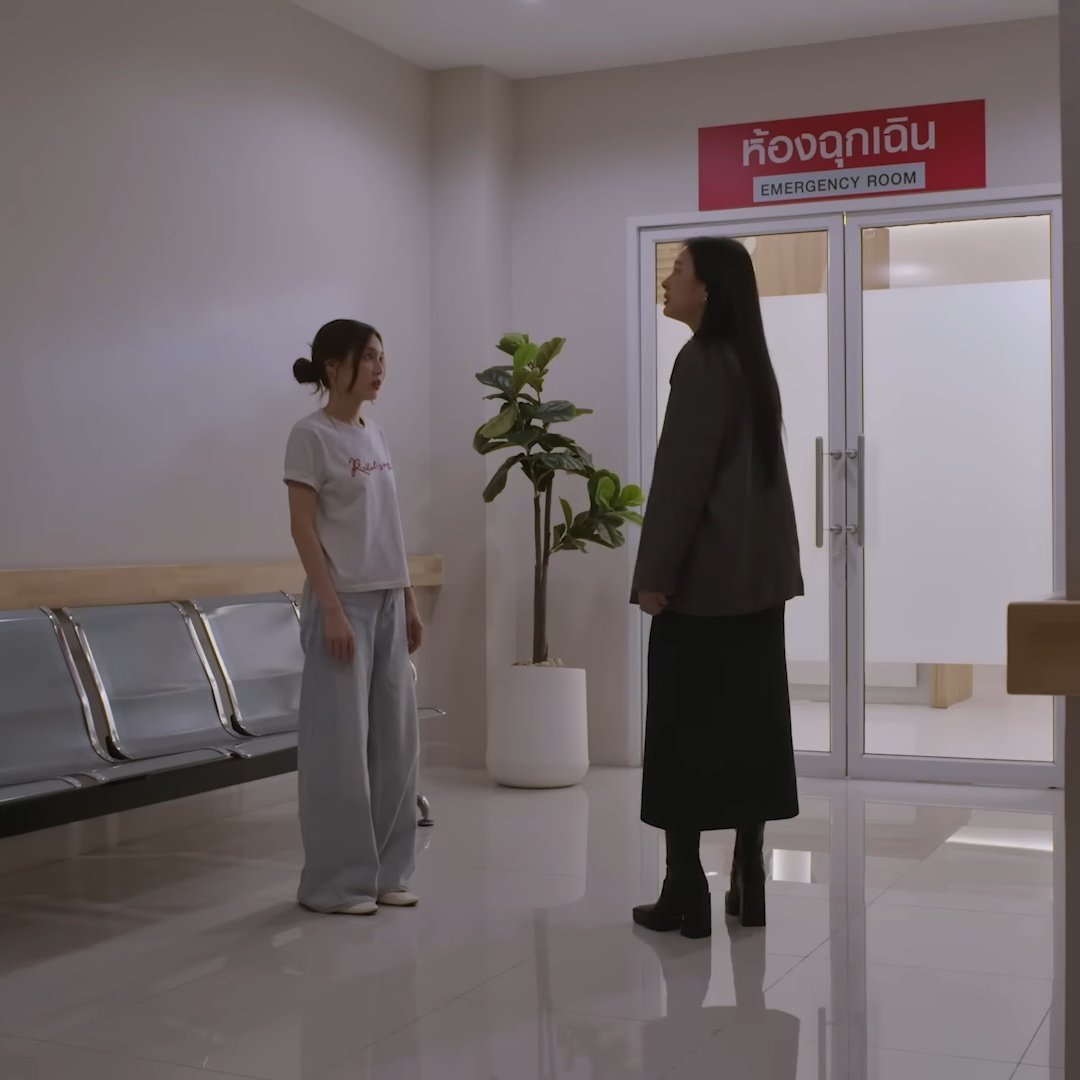 #WhaleStorexoxoEP1
                        milk
                           O
                          /|\
                        /  |  \ 
                          / \  
   love            /     \ 
    읏             /         \