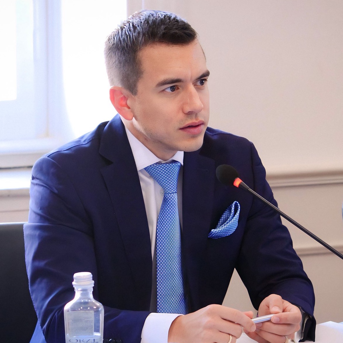 🇪🇨 | ÚLTIMA HORA — El Presidente de Ecuador, Daniel Noboa, confirmó la captura de alias Fito y agradeció a las nuevas leyes de Solidaridad e Inteligencia: “Gracias a esas leyes, hoy está en manos del Bloque de Seguridad. Hemos hecho nuestra parte para su extradición a EE.UU.”