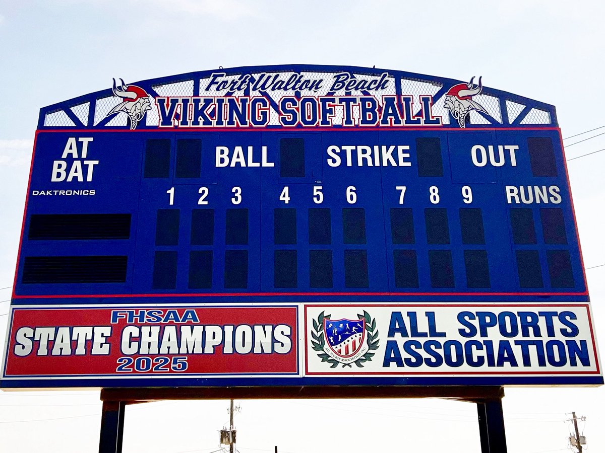 FWB_SB's tweet image. 😍 WOW this scoreboard looks better with our two new signs!!!
Thank you to All Sports Association for making our dreams come true with this new scoreboard!
This is a great place to donate. We see their help all over the county and especially with us this year!
Great Org!