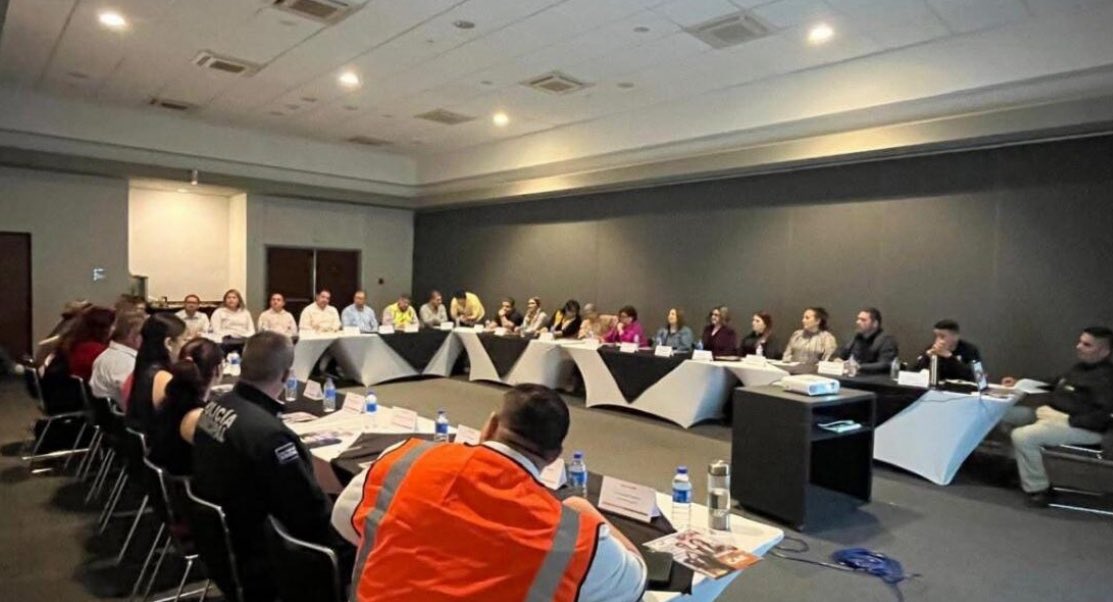 🚨 Sonora instala el Comité Consultivo de Capacitación y Formación Minera para alinear el talento local con las necesidades reales del sector.
🔧🤝 Participan empresas, gobierno y academia.
📍Cananea, epicentro de esta alianza estratégica.
#Minería #Sonora #Capacitación #ICATSON