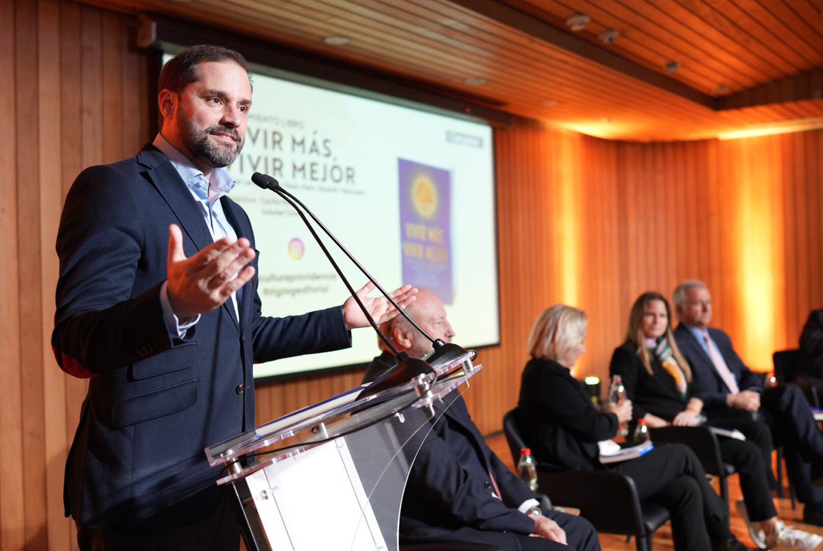 Cultura Provi (@culturaprovi) on Twitter photo #LIBRO En nuestro auditorio junto a <a href="/ZigZagEditorial/">Editorial Zig Zag</a> se presentó el libro "Vivir más, vivir mejor. Cómo llegar a los 100 años con calidad de vida", de <a href="/felipelarrain/">Felipe Larraín B.</a> Pedro Paulo Marín y Eduardo Valenzuela, junto a <a href="/ceciliamorel/">Cecilia Morel Montes</a> y <a href="/SoledadOnetto/">Soledad Onetto G.</a> <a href="/Muni_provi/">Muniprovi</a> #LIBRO En nuestro auditorio junto a <a href="/ZigZagEditorial/">Editorial Zig Zag</a> se presentó el libro "Vivir más, vivir mejor. Cómo llegar a los 100 años con calidad de vida", de <a href="/felipelarrain/">Felipe Larraín B.</a> Pedro Paulo Marín y Eduardo Valenzuela, junto a <a href="/ceciliamorel/">Cecilia Morel Montes</a> y <a href="/SoledadOnetto/">Soledad Onetto G.</a> <a href="/Muni_provi/">Muniprovi</a>