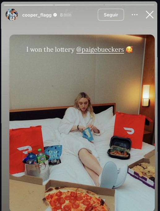 Lukarg77's tweet photo. El tipo acaba de llegar a la franquicia y ya está con una jugadora de la WNBA, ROOKIE DEL AÑO https://t.co/JtsV8TpROb