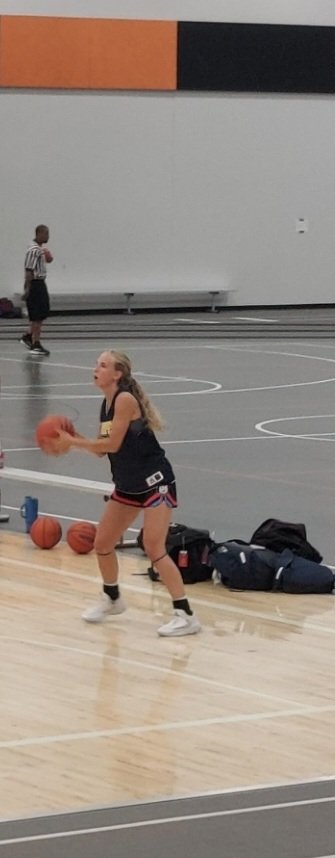 Mast (@mast024) on Twitter photo Last high school summer league shootout of the year!
What a performance <a href="/MykaylaMast/">Mykayla Mast</a> on your last game of the evening.
8 triples - 31 points 6 rebounds
Proud of you kid!❤️
<a href="/mikemillsnc/">Mike Mills WBB College Recruiting</a> Last high school summer league shootout of the year!
What a performance <a href="/MykaylaMast/">Mykayla Mast</a> on your last game of the evening.
8 triples - 31 points 6 rebounds
Proud of you kid!❤️
<a href="/mikemillsnc/">Mike Mills WBB College Recruiting</a>