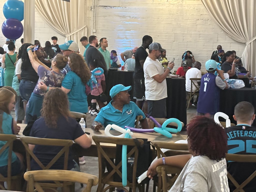 PierreSimmons36 tweet media