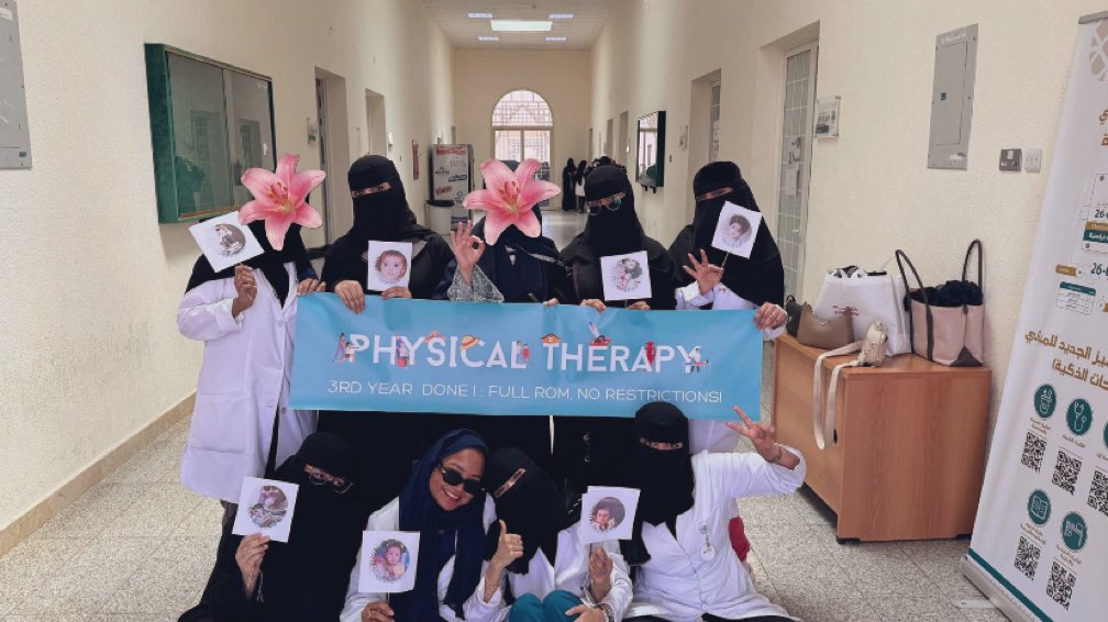 3rd year is doneee🥳!!!
officially seniors 💗🎀