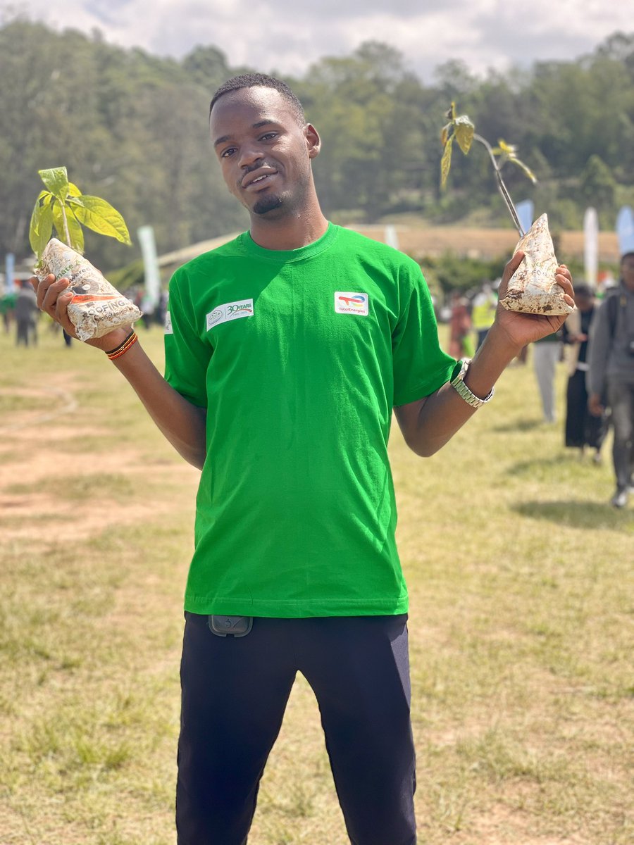 KAMULEGEYA JOHNCHRISESTOM🇺🇬 (@kaamu_literati) on Twitter photo From polluted lakes and rivers to degraded wildlife habitats, plastic waste threatens biodiversity and the livelihoods of communities that depend on it.Let's take action — reduce plastic use, promote recycling, and protect our environment. <a href="/nemaug/">National Environment Management Authority (NEMA)</a> #UnitedAgainstPlasticPollution From polluted lakes and rivers to degraded wildlife habitats, plastic waste threatens biodiversity and the livelihoods of communities that depend on it.Let's take action — reduce plastic use, promote recycling, and protect our environment. <a href="/nemaug/">National Environment Management Authority (NEMA)</a> #UnitedAgainstPlasticPollution