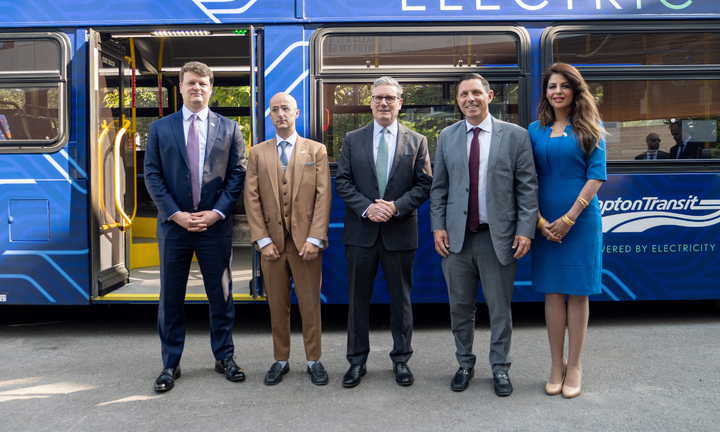 METROmagTweet's tweet image. Transit transformation underway 🚍👉 loom.ly/jGt8YMY

The City of Brampton and Zenobē plan to electrify 1,000 buses by 2030, cutting 70% of the city's GHG emissions and boosting clean energy ties.

#ZeroEmissions #ElectricTransit #GreenInfrastructure #METRO