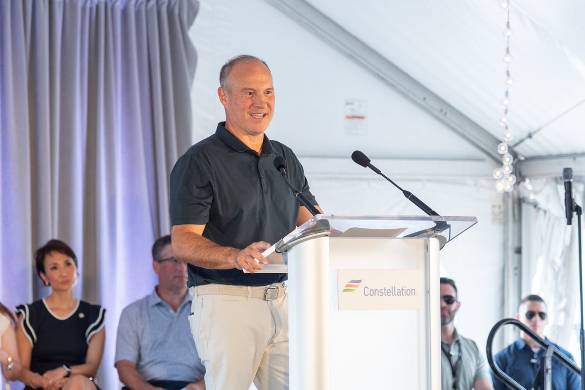 ConstellationEG's tweet image. Hundreds of Constellation employees and PA building trades members gathered at the Crane Clean Energy Center to hear from @GovernorShapiro, local officials and @Microsoft and Constellation leaders as support builds for the plant’s restart.
📰 bit.ly/44nYNZL