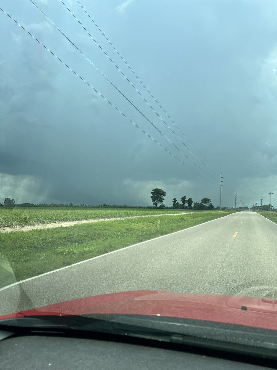 chris_c44's tweet photo. Rain dumping in Senath area. @ryanvaughan @WXAaronJC @kbalentinewx #arwx #mowx https://t.co/1jrdU1achD