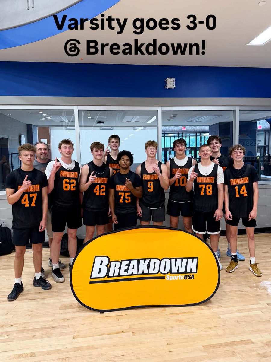 FARM1NGTON T1GERS 🏀 (@farmingtonhoops) on Twitter photo  FARM1NGTON T1GERS 🏀 (@farmingtonhoops) on Twitter photo