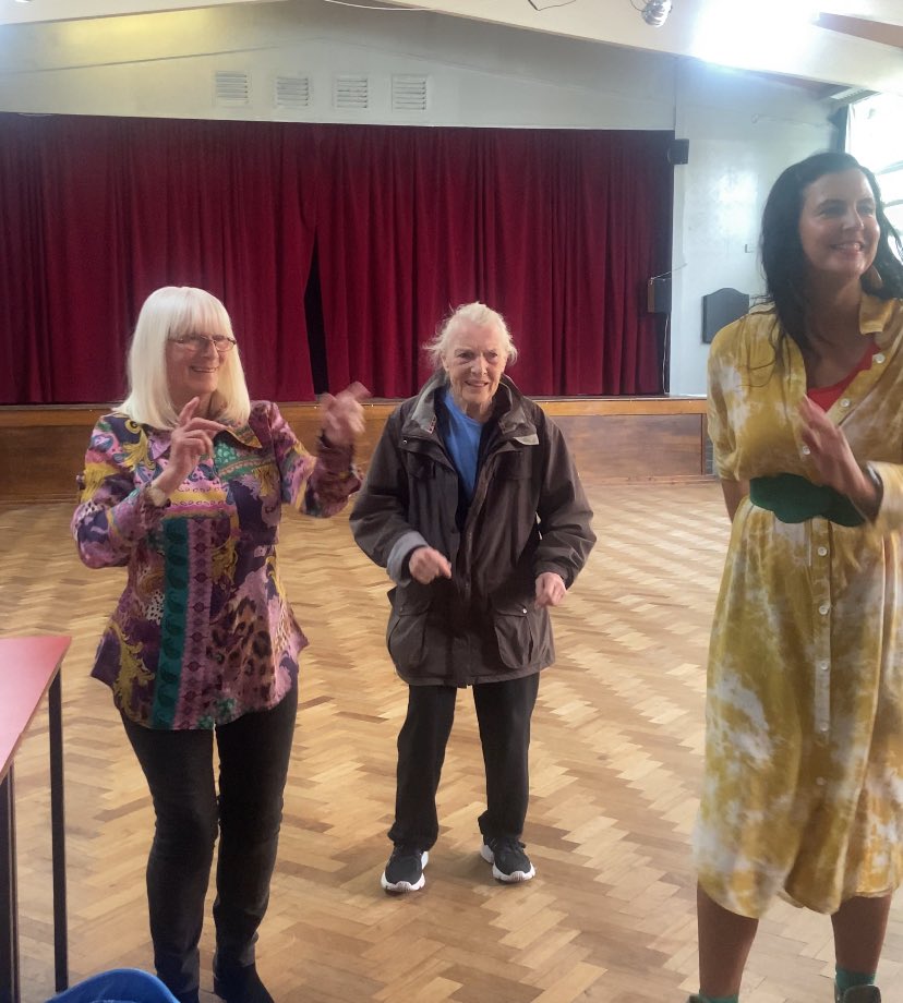 kitty short tweet media