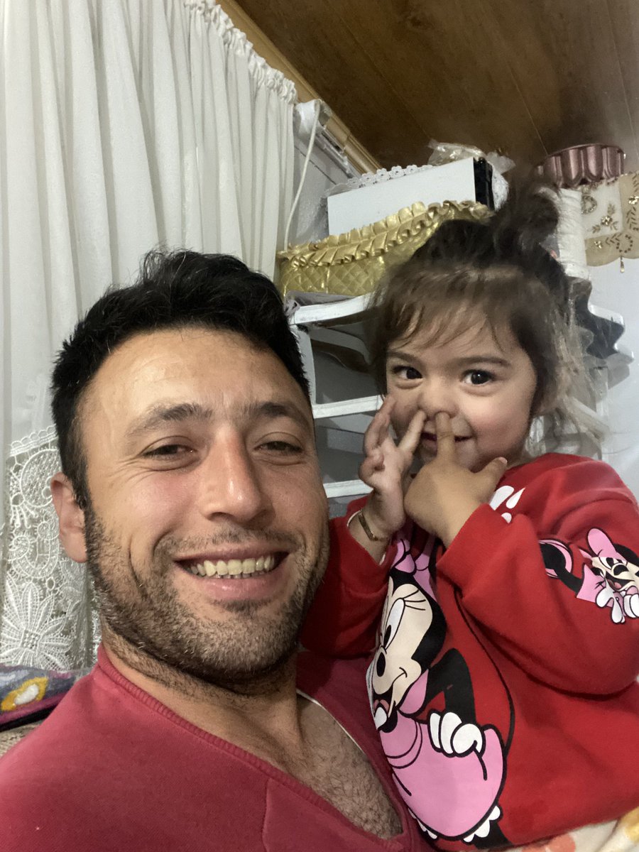 Güzel miyavlar benim kedim 😂😂😂<a href="/bburcistan/">Burcistan 🌻</a>