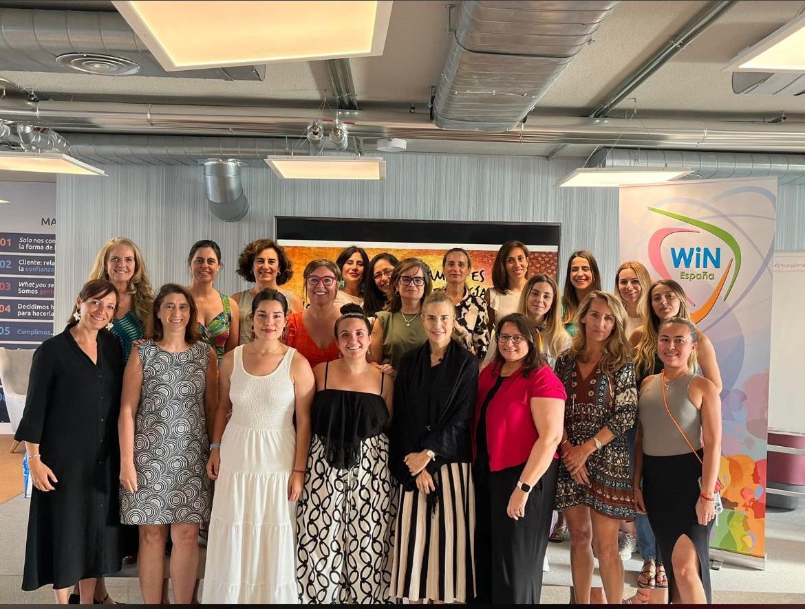 izgar2001's tweet photo. Taller de Women in Nuclear #winspain 🔝🌆☢️ https://t.co/tmzrSLoyBV