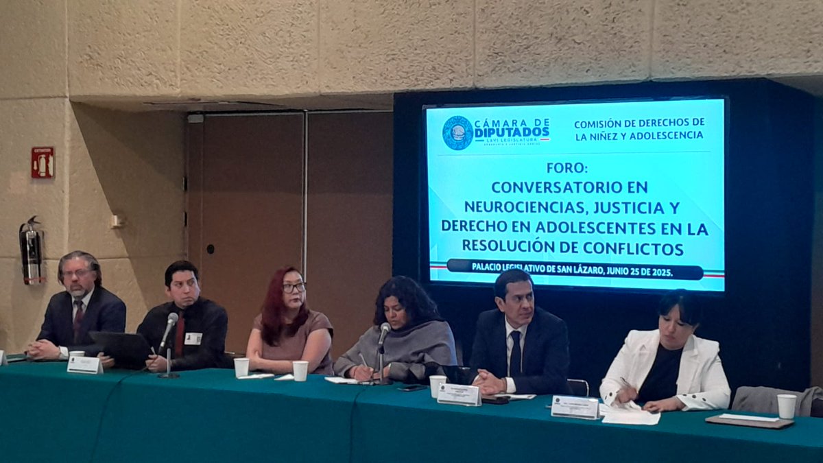 Hoy participamos en el Conversatorio sobre neurociencias, justicia y derecho en la adolescencia en la resolución de conflictos, celebrado en el <a href="/Mx_Diputados/">H. Cámara de Diputados</a> 

Agradecemos a la Diputada Presidenta de la Comisión de Derechos de Niñas, Niños y Adolescentes por la invitación a este
