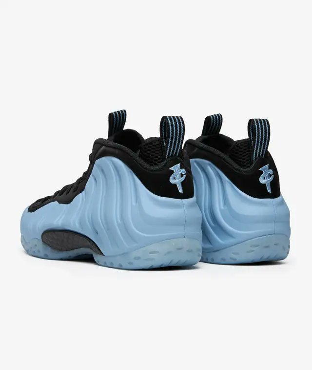 StyleSneakers23's tweet photo. Las nuevas Nike Air Foamposite One - Psychic Blue inyectan un toque de ciencia ficción a tu estilo de juego. ¡Las querrás en tu colección! Compra aquí: https://t.co/ZP1qZ14bQ5 #Nike #Style #Basketball https://t.co/S5gxvUFZzS