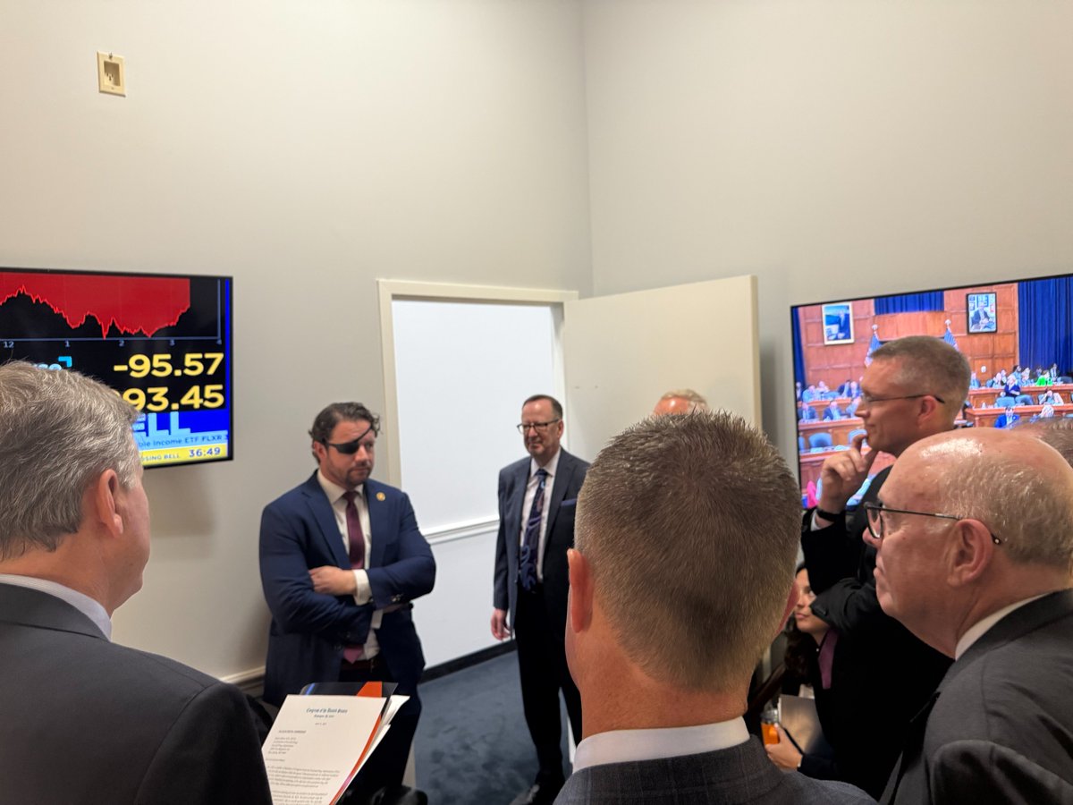 CHPA's tweet image. Back to OTC policy for our next meeting – we had a great conversation with @RepDanCrenshaw to further discuss the need for OMUFA reauthorization. We’re grateful to the Congressman for his continued advocacy on this issue and the future of self-care access.