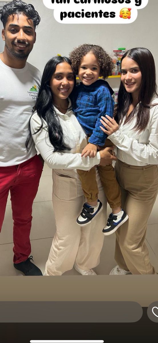 AuroraSaldana1's tweet image. Dominicanos TODOS,Cibaeños de Constanza provincia La Vega. Así dicen los enanitos indígenas siembra maíz de Guatemala,que NO hay dominicanos que no seamos “negros”🙄😀🇩🇴💪🙏