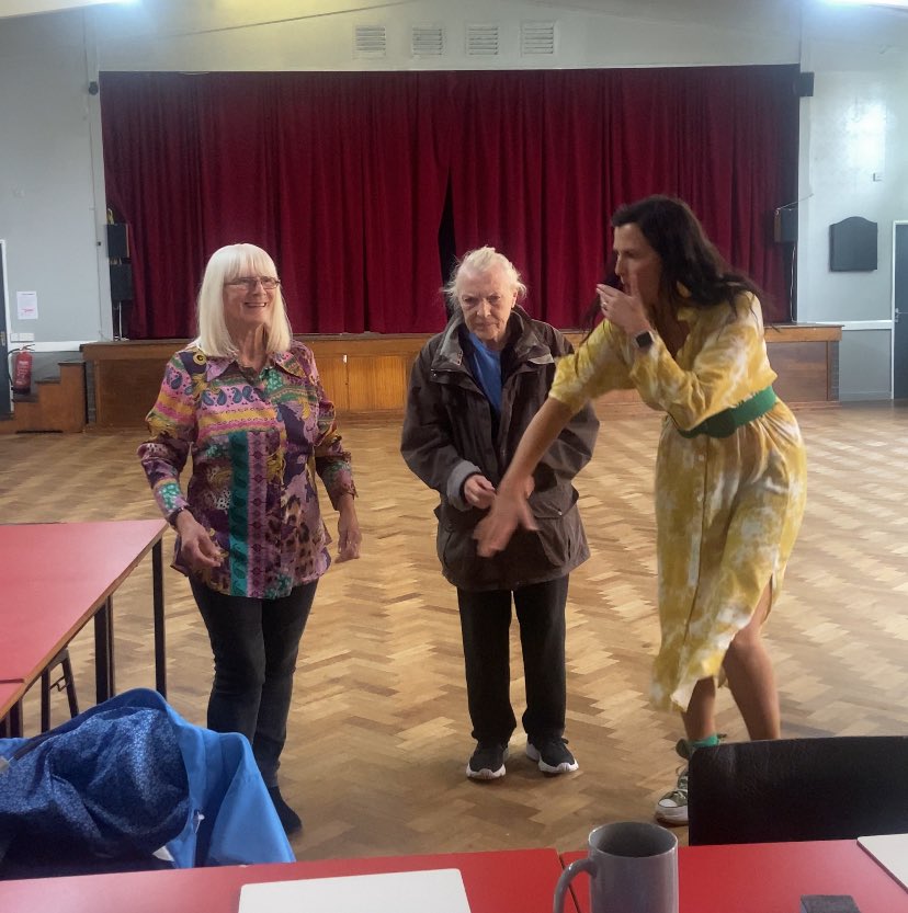 kitty short tweet media