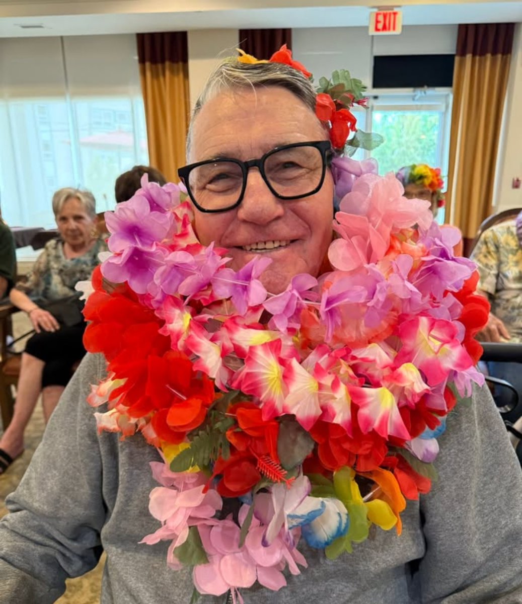 AllSeniorsCare's tweet image. Aloha, Summer! 🌞🌺
We kicked off the season with a tropical Luau—colourful leis, lively music, and smiles all around! 🍍
Cheers to sunshine, laughter, and joyful moments at All Seniors Care! 🌴
#SeniorWellness #JoyfulLiving #LuauParty #AllSeniorsCare