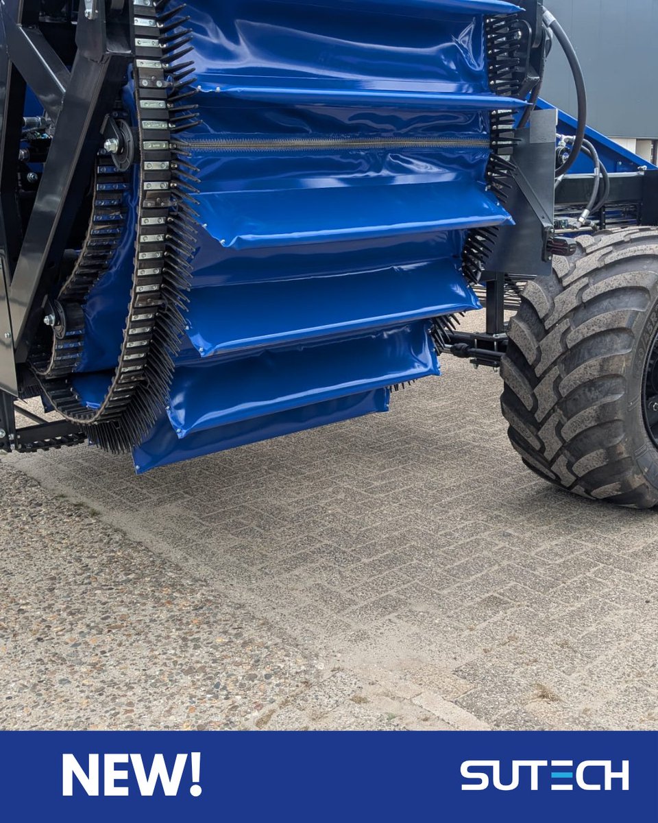 Primeur in de maak! 💥

Aanstaande vrijdag zijn we erbij tijdens de demo show van <a href="/BartAgro/">Bart Agro Mechanisatie</a>  bij <a href="/vegniek/">Vegniek</a>  – en we nemen iets bijzonders mee… 👀

Nieuwsgierig geworden?
Kom langs op de #demodag en ontdek deze gloednieuwe uienlader!

📅 Vrijdag 27 juni 2025
📍 Vegniek Emmeloord