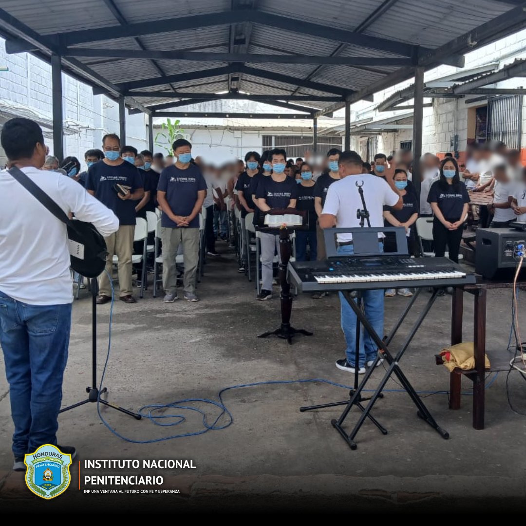 Con un mensaje de esperanza y solidaridad, Iglesia Evangélica Getsemani,  realizaron una visita al Centro de La Paz, donde compartieron momentos de reflexión espiritual con las Personas Privadas de Libertad y entregaron kits de higiene personal como muestra de apoyo.