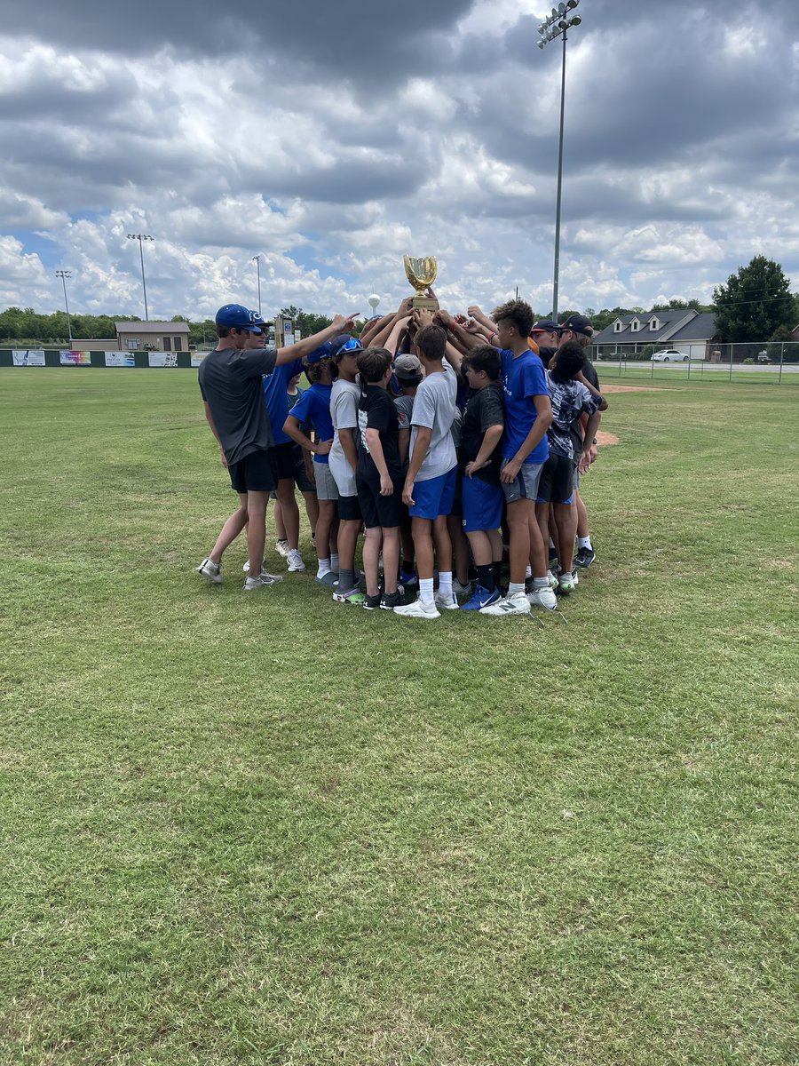 Gunter Baseball (@gunterbaseball) on Twitter photo GTB’s future is hoisting up a Championship Gold Glove Trophy!!!
The standard is high in GTB!! GTB’s future is hoisting up a Championship Gold Glove Trophy!!!
The standard is high in GTB!!