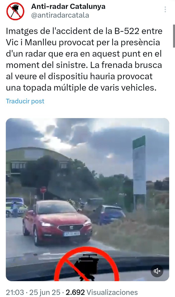 GiroMatrix's tweet photo. La culpa del control radar... 🤣🤣🤣 Que nivel de vocerío y demagogia. #iletrados https://t.co/7ER6KHDx54