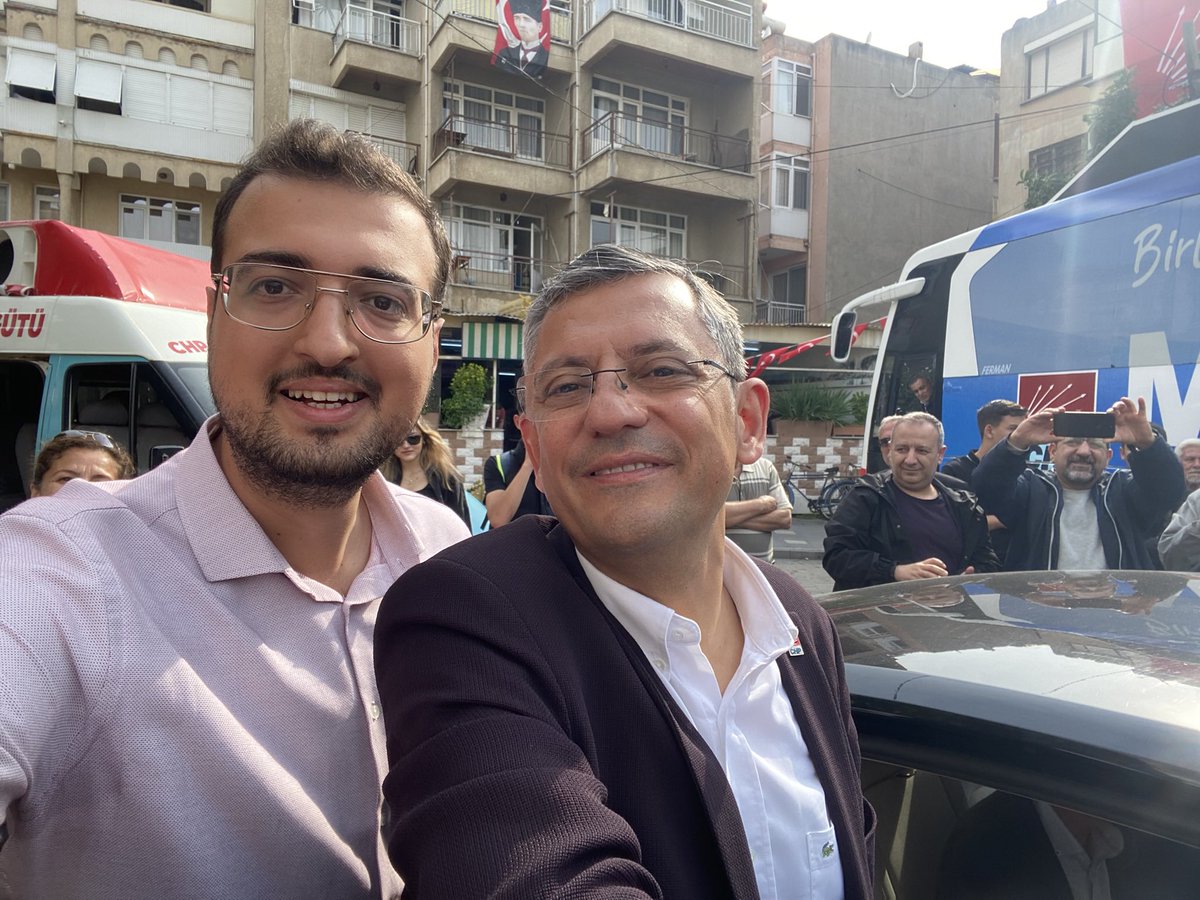 İlk günden beri Genel Başkanımız Özgür Özel’in yanındayım!