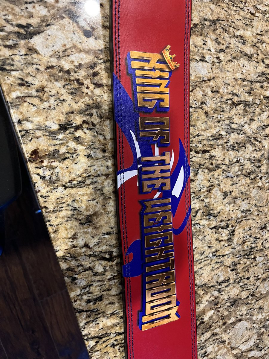 Coopercoogs1's tweet image. S/O to @aesthreadics for hooking us up with the highest quality belt I’ve ever seen! It looks incredible if I say so myself‼️👀